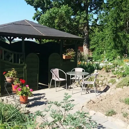 Nad Stawem Homestay